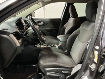 2016 Jeep Cherokee Altitude