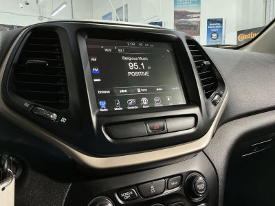 2016 Jeep Cherokee Altitude