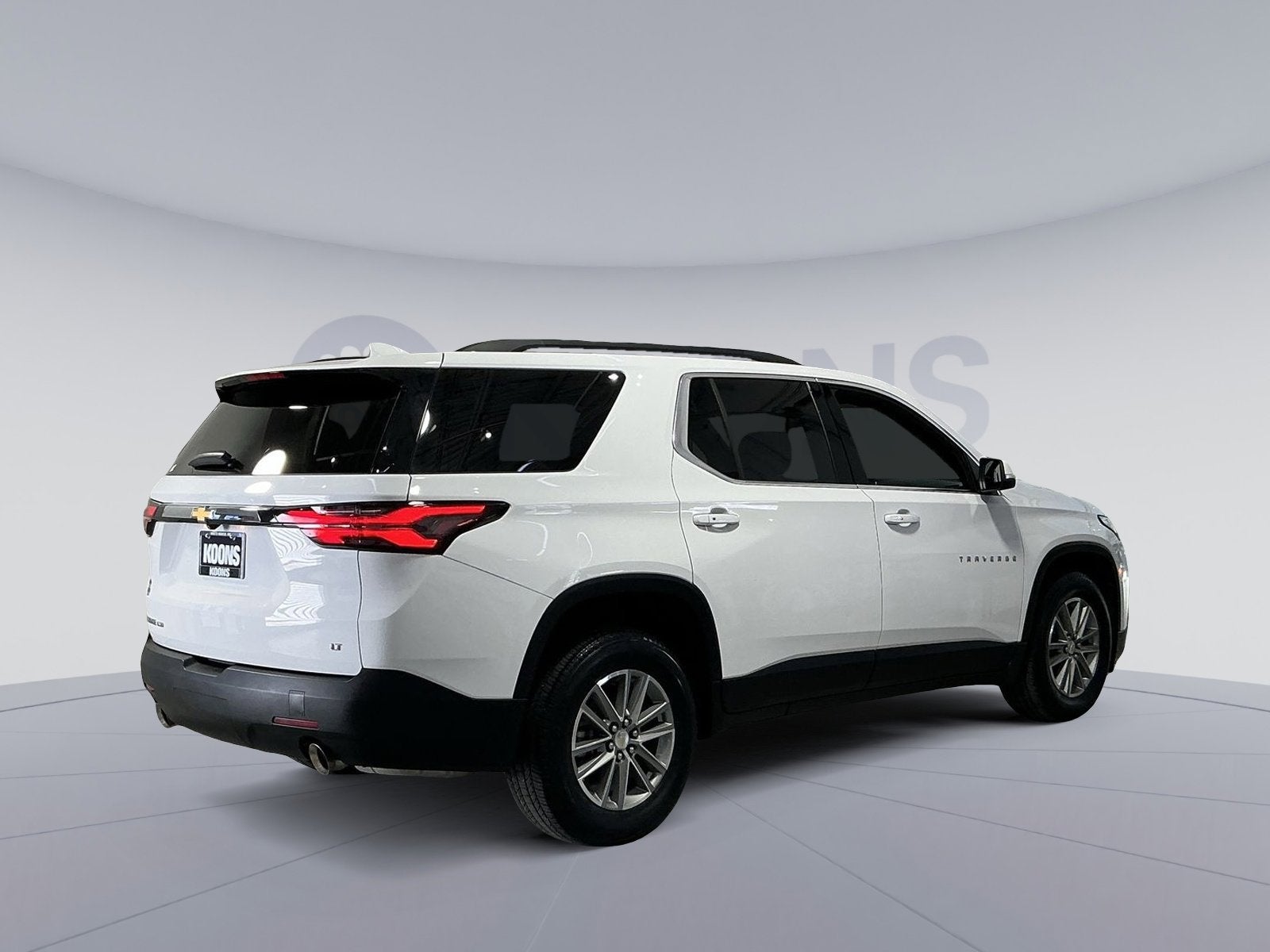 2023 Chevrolet Traverse LT