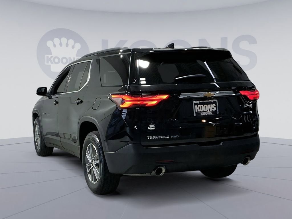 2023 Chevrolet Traverse LT Leather