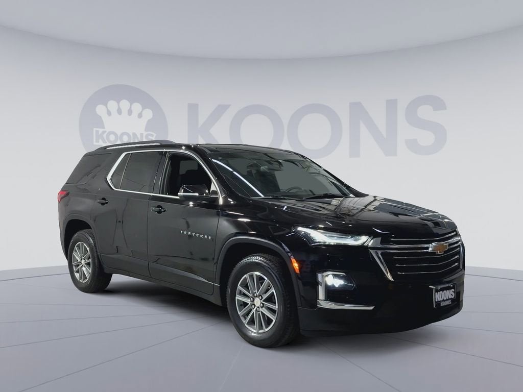 2023 Chevrolet Traverse LT Leather