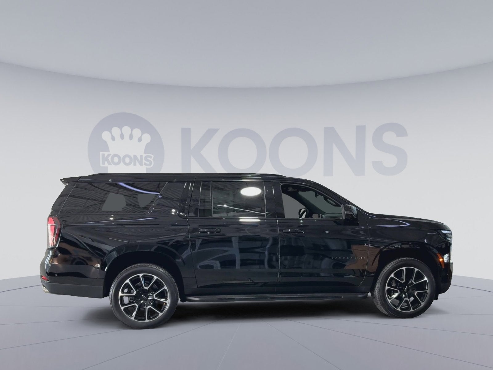 2025 Chevrolet Suburban RST