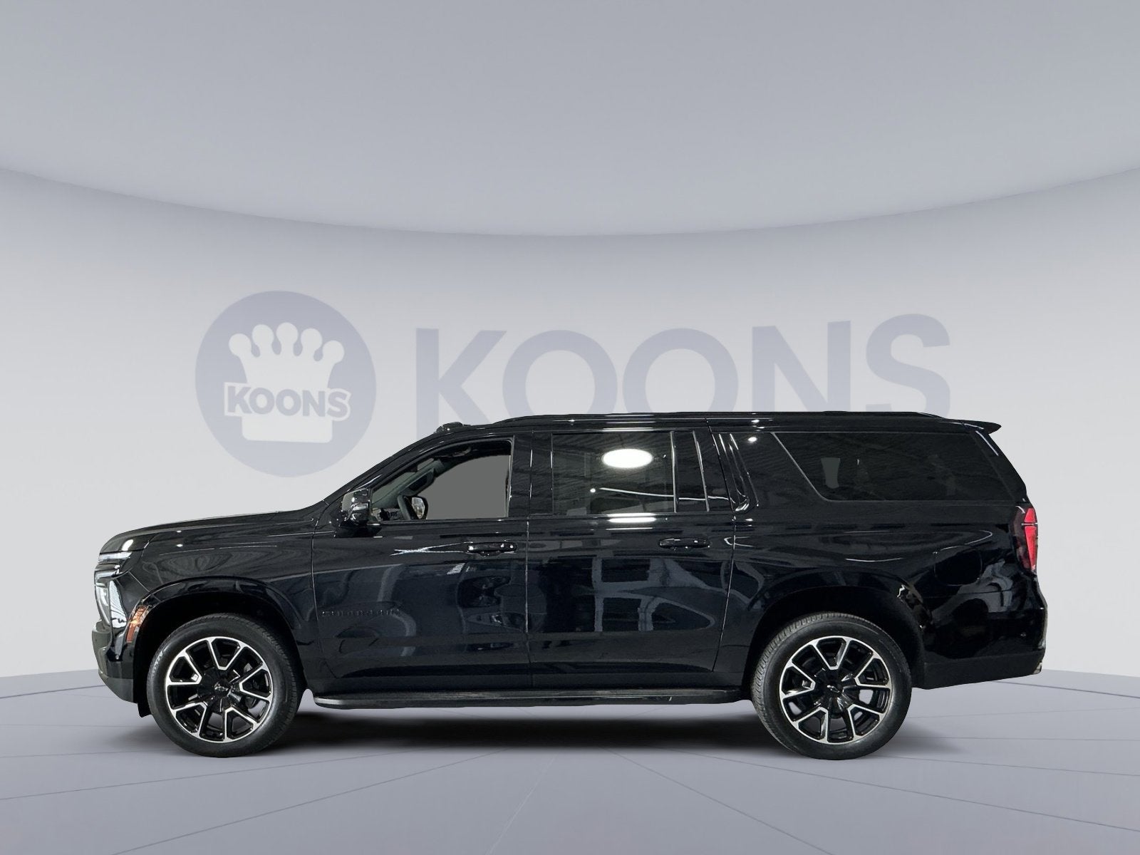 2025 Chevrolet Suburban RST