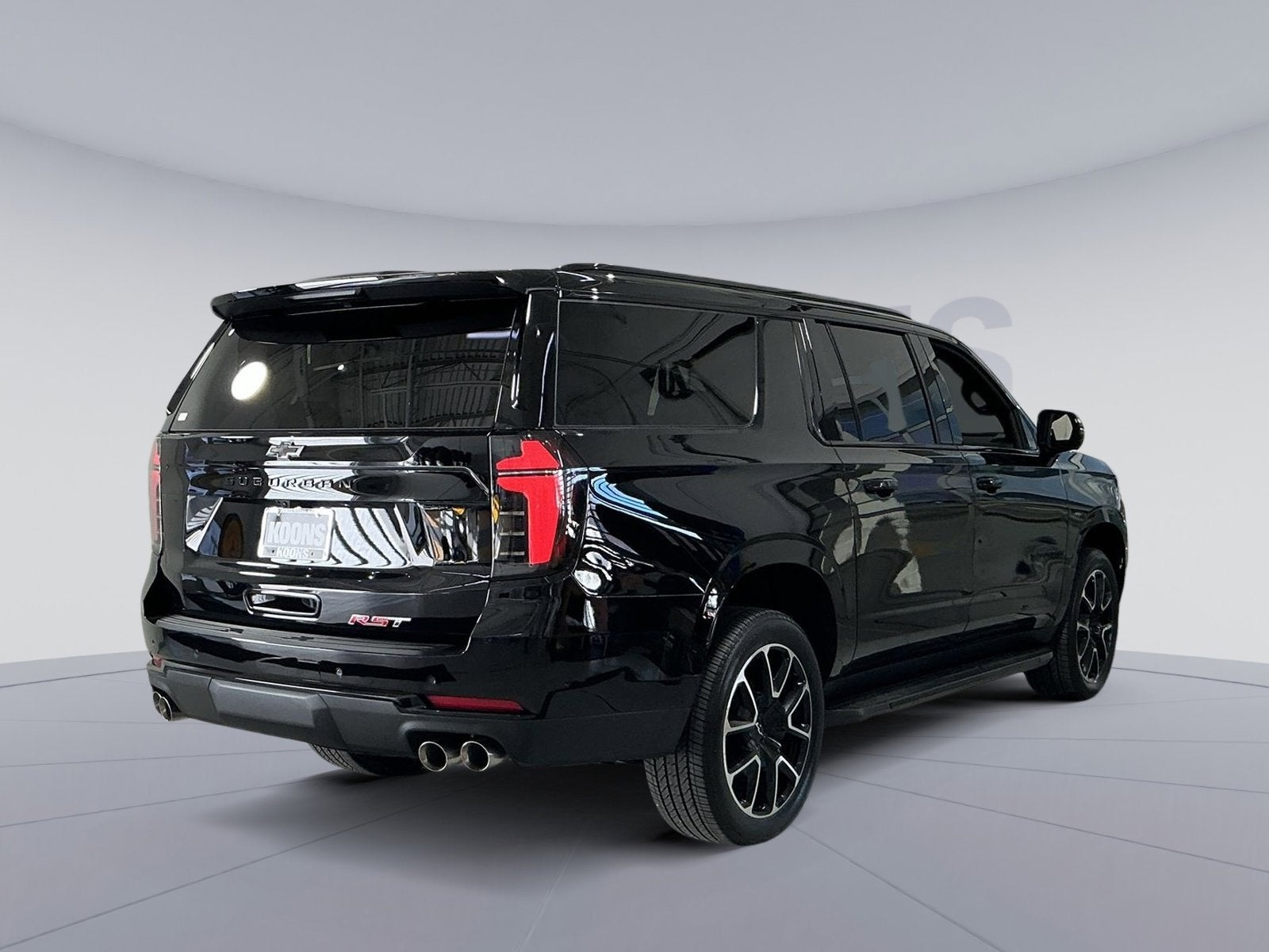 2025 Chevrolet Suburban RST