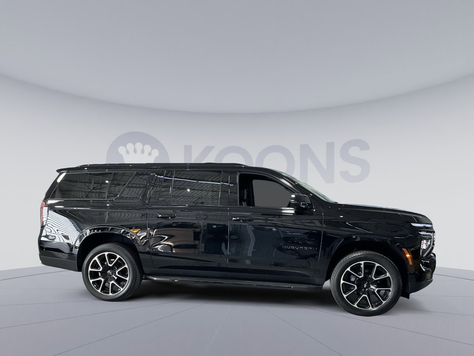 2025 Chevrolet Suburban RST