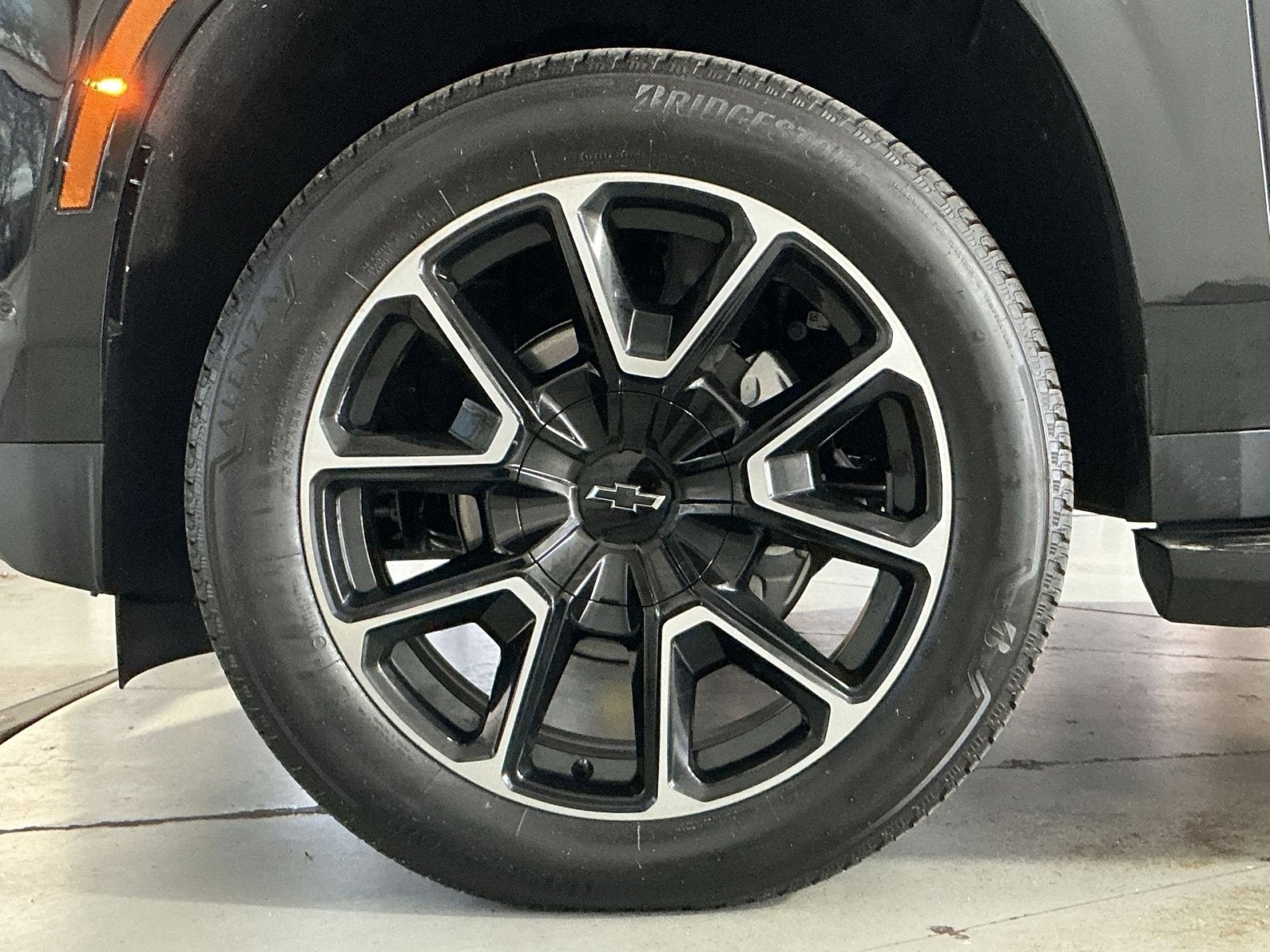 2025 Chevrolet Suburban RST