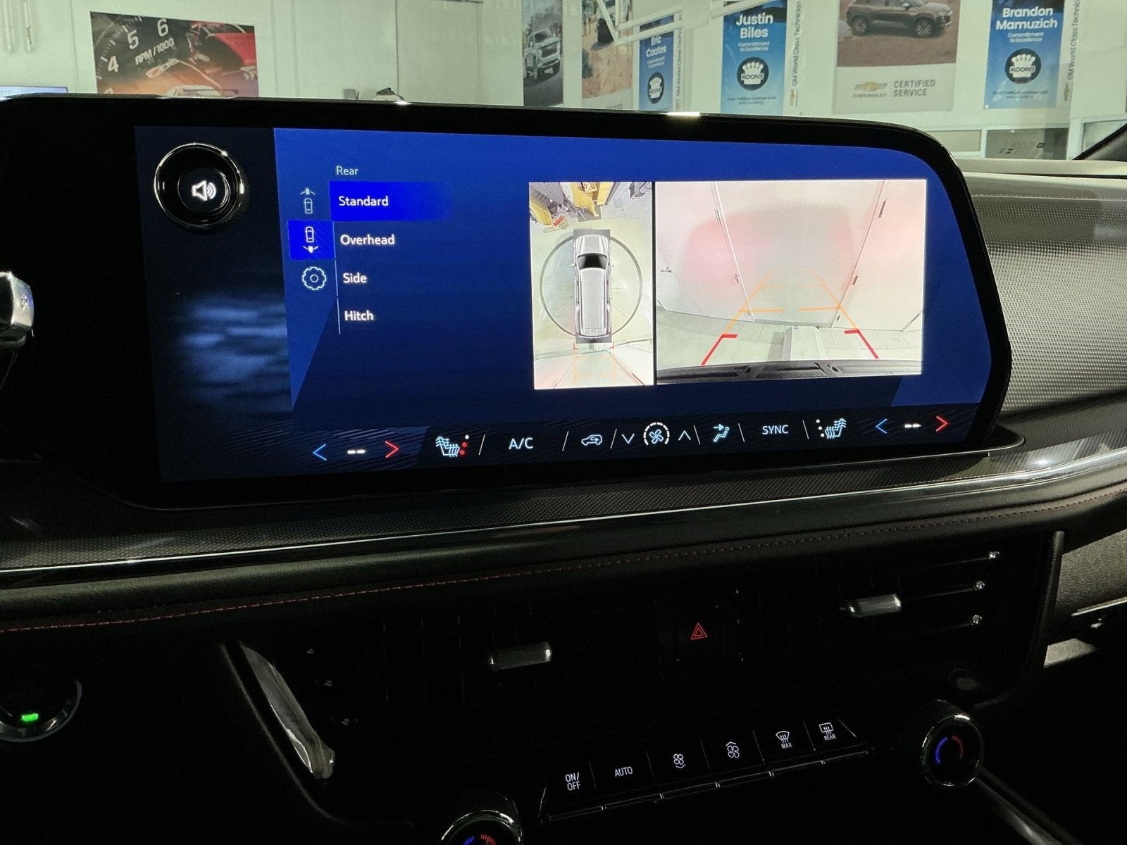 2025 Chevrolet Suburban RST