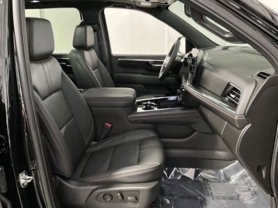 2025 Chevrolet Suburban RST