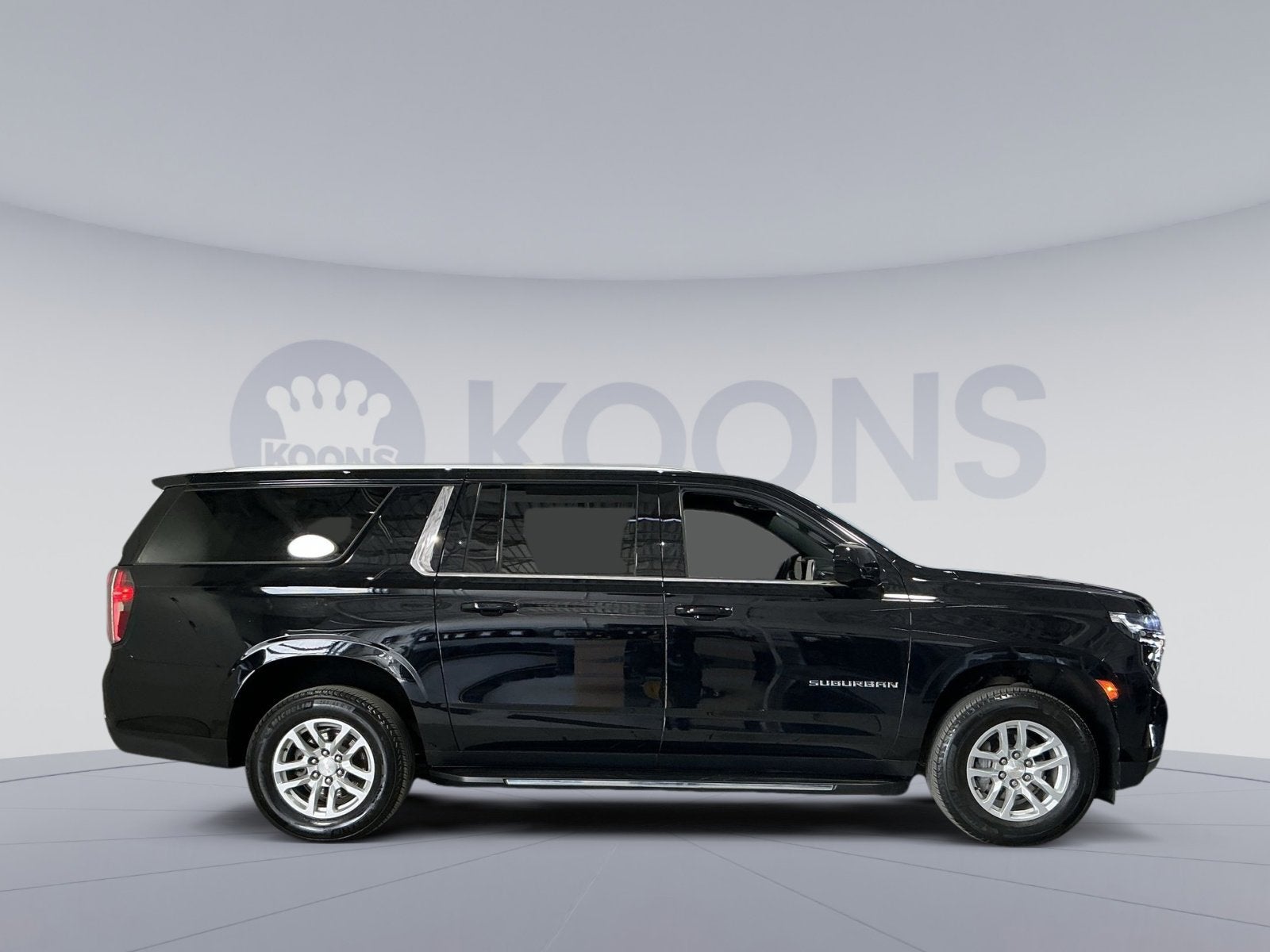 2024 Chevrolet Suburban LT