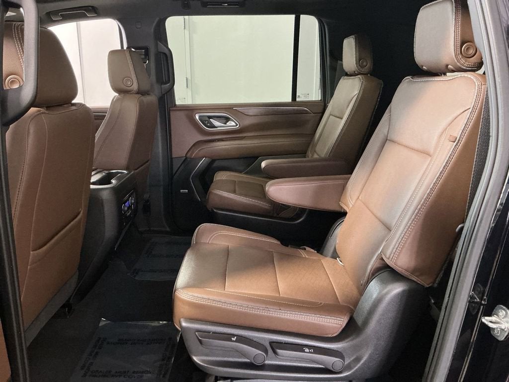 2021 Chevrolet Suburban High Country