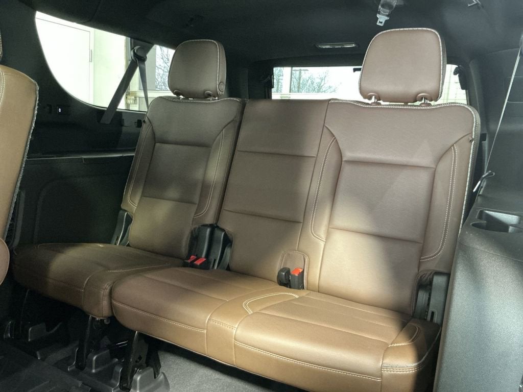 2021 Chevrolet Suburban High Country