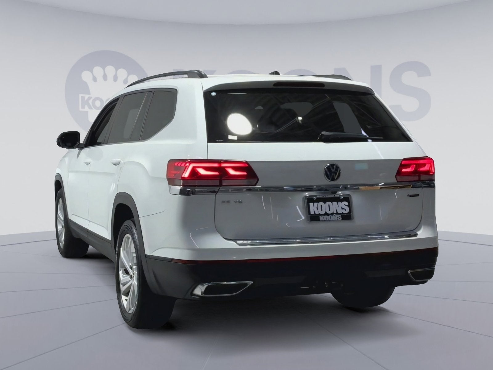 2023 Volkswagen Atlas 3.6L V6 SE w/Technology