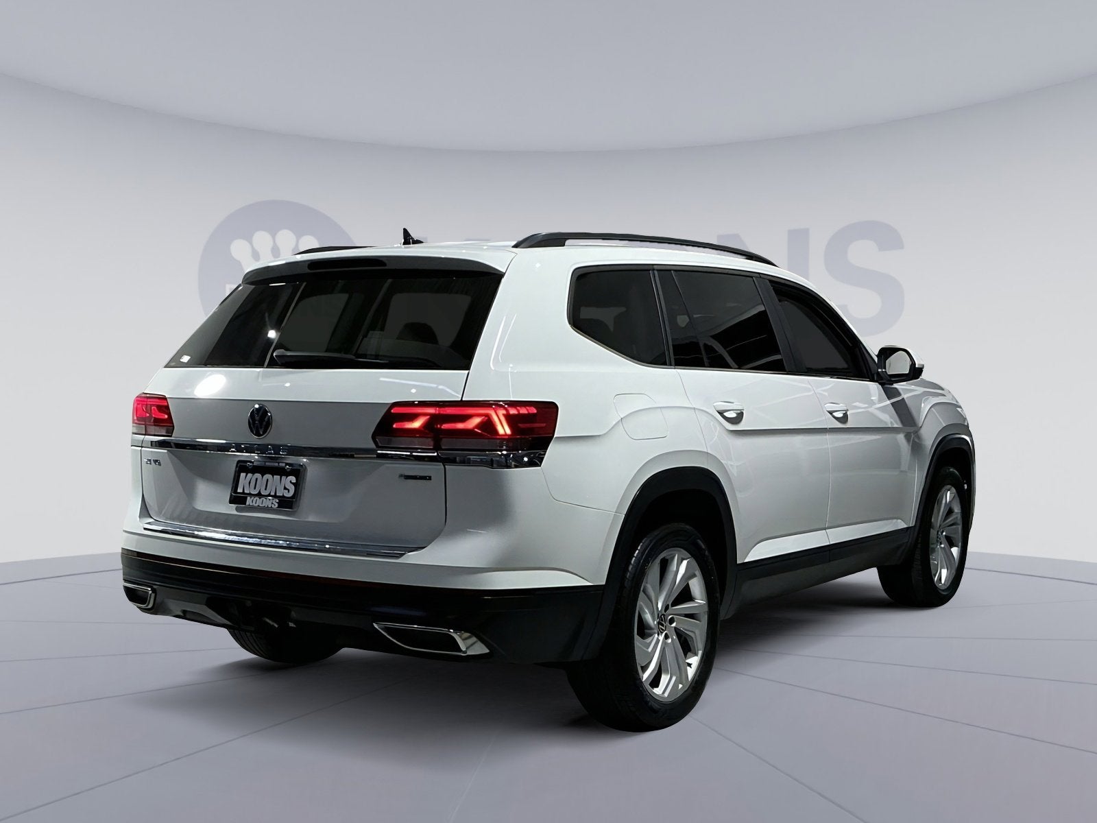 2023 Volkswagen Atlas 3.6L V6 SE w/Technology