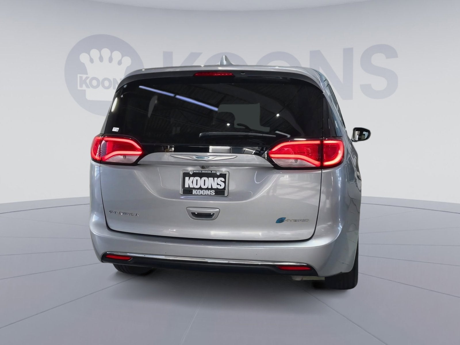 2017 Chrysler Pacifica Hybrid Touring Plus