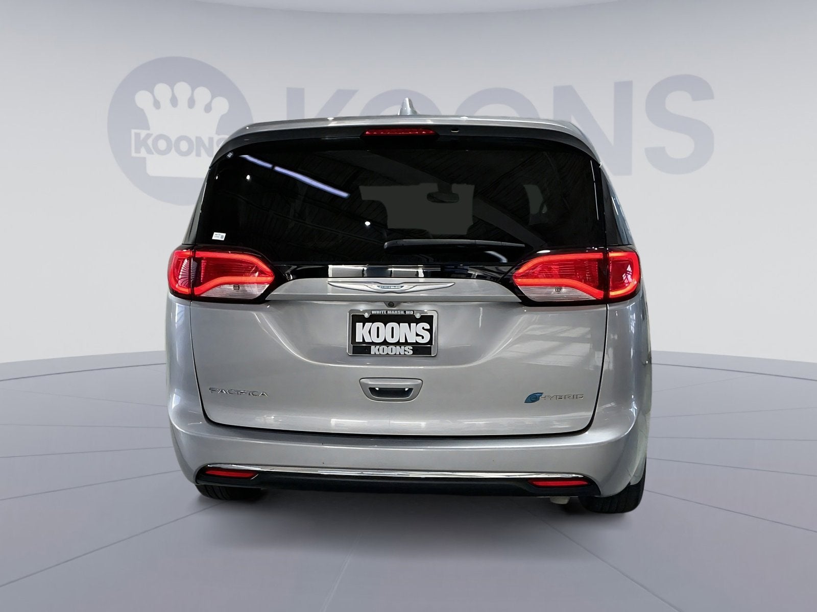 2017 Chrysler Pacifica Hybrid Touring Plus