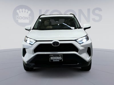 2022 Toyota RAV4 XLE