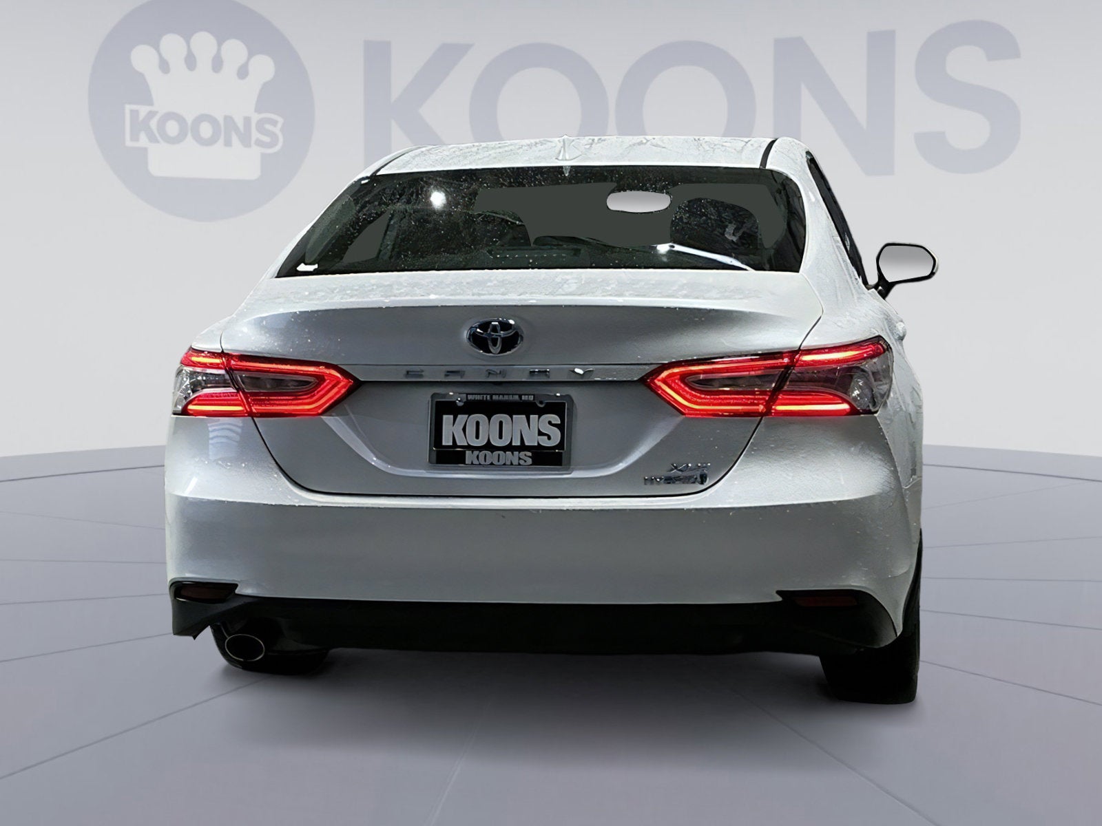 2020 Toyota Camry Hybrid XLE