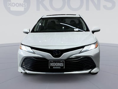 2020 Toyota Camry Hybrid XLE