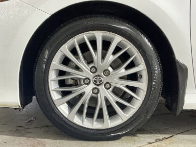 2020 Toyota Camry Hybrid XLE