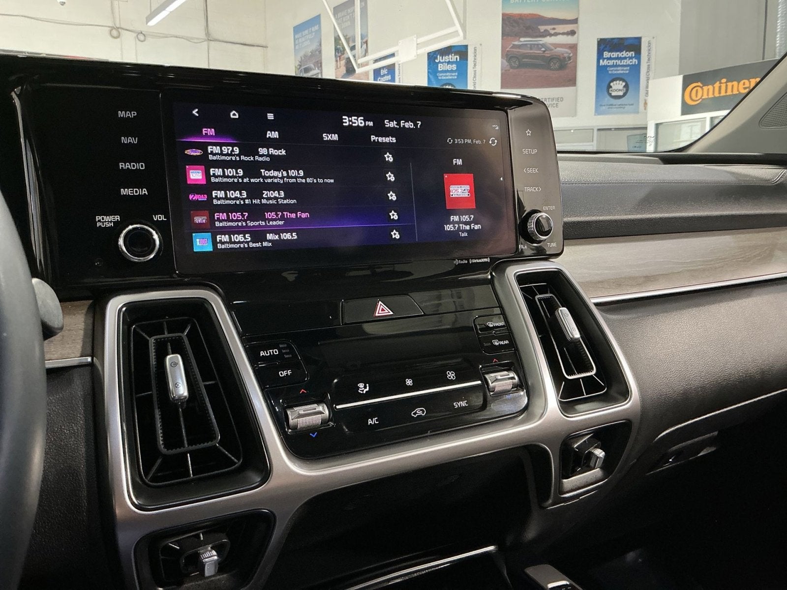 2023 Kia Sorento X-Line EX