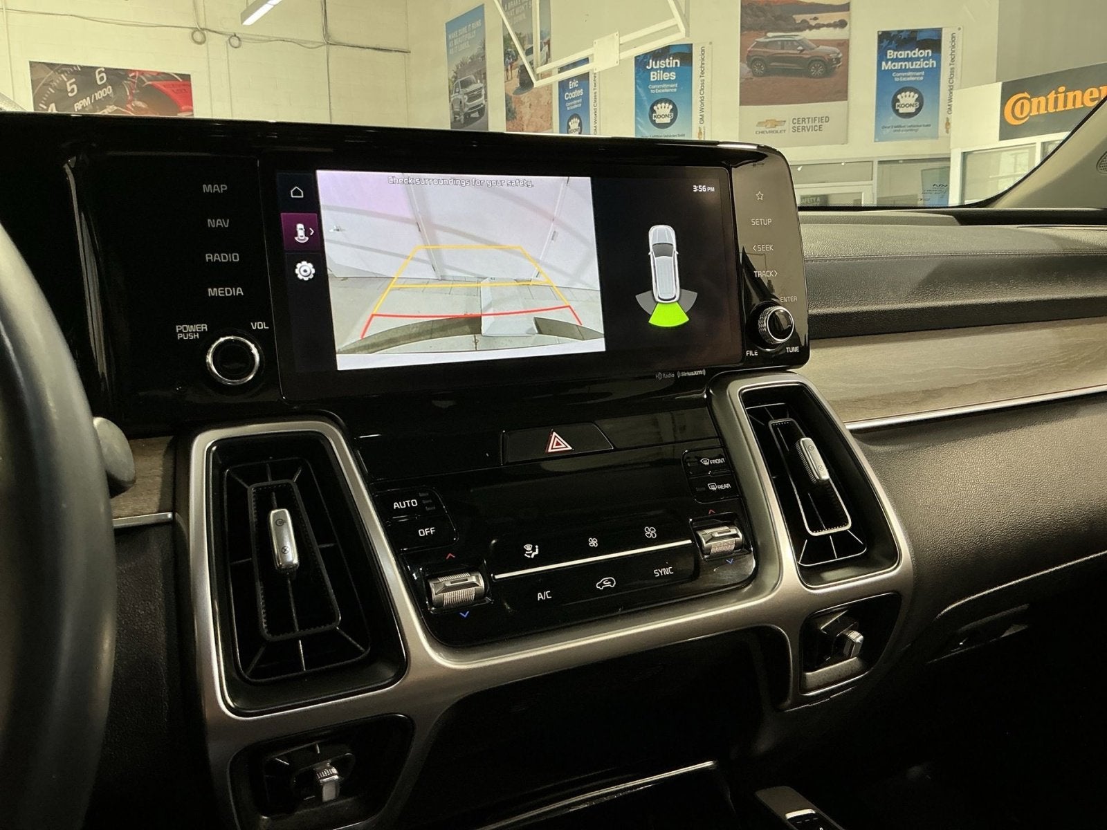 2023 Kia Sorento X-Line EX