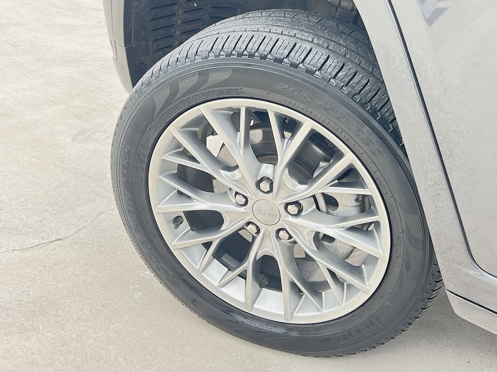 2022 Jeep Grand Cherokee Summit