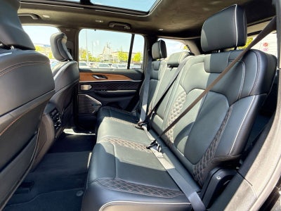 2023 Jeep Grand Cherokee Summit Reserve