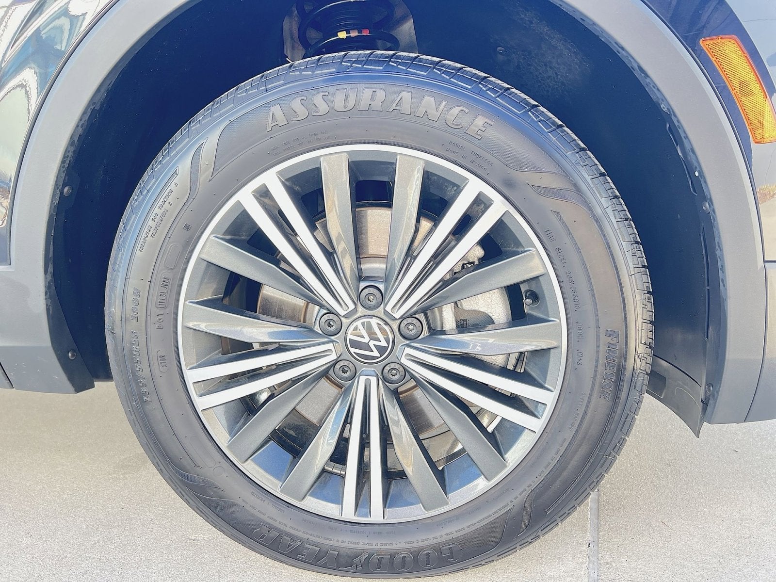 2024 Volkswagen Tiguan 2.0T Wolfsburg Edition