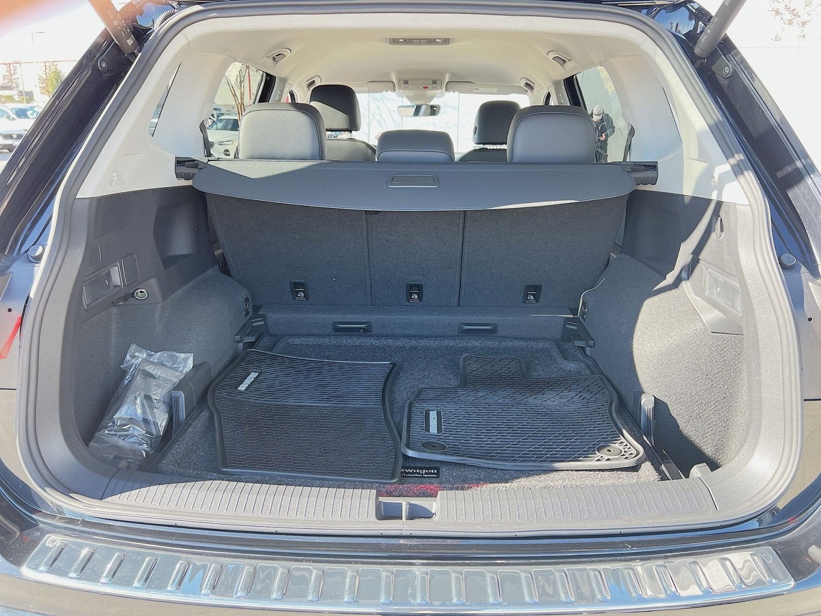 2024 Volkswagen Tiguan 2.0T Wolfsburg Edition