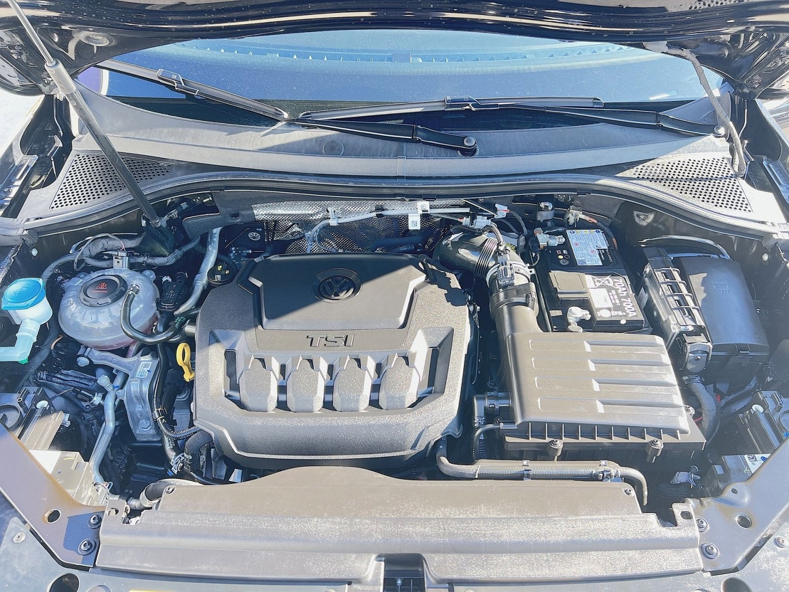 2024 Volkswagen Tiguan 2.0T Wolfsburg Edition