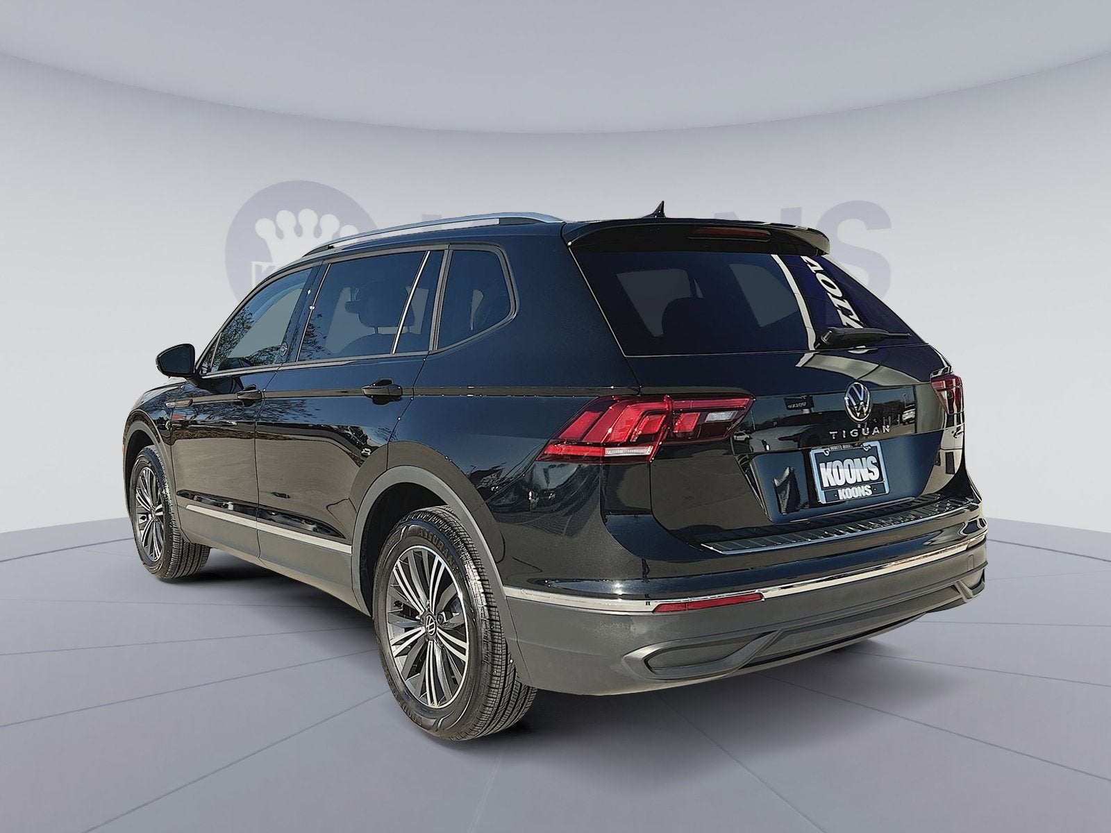 2024 Volkswagen Tiguan 2.0T Wolfsburg Edition