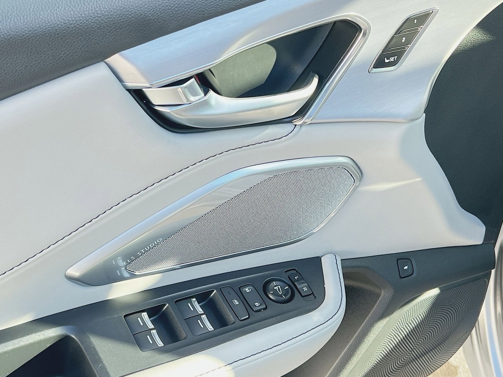 2023 Acura RDX Technology Package