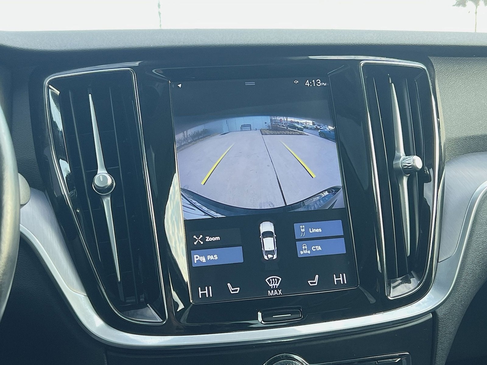 2020 Volvo S60 T6 Momentum