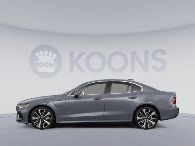 2023 Volvo S60 Recharge Plug-In Hybrid T8 Plus Dark Theme
