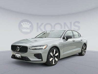 2024 Volvo S60 Recharge Plug-In Hybrid T8 Plus Dark Theme