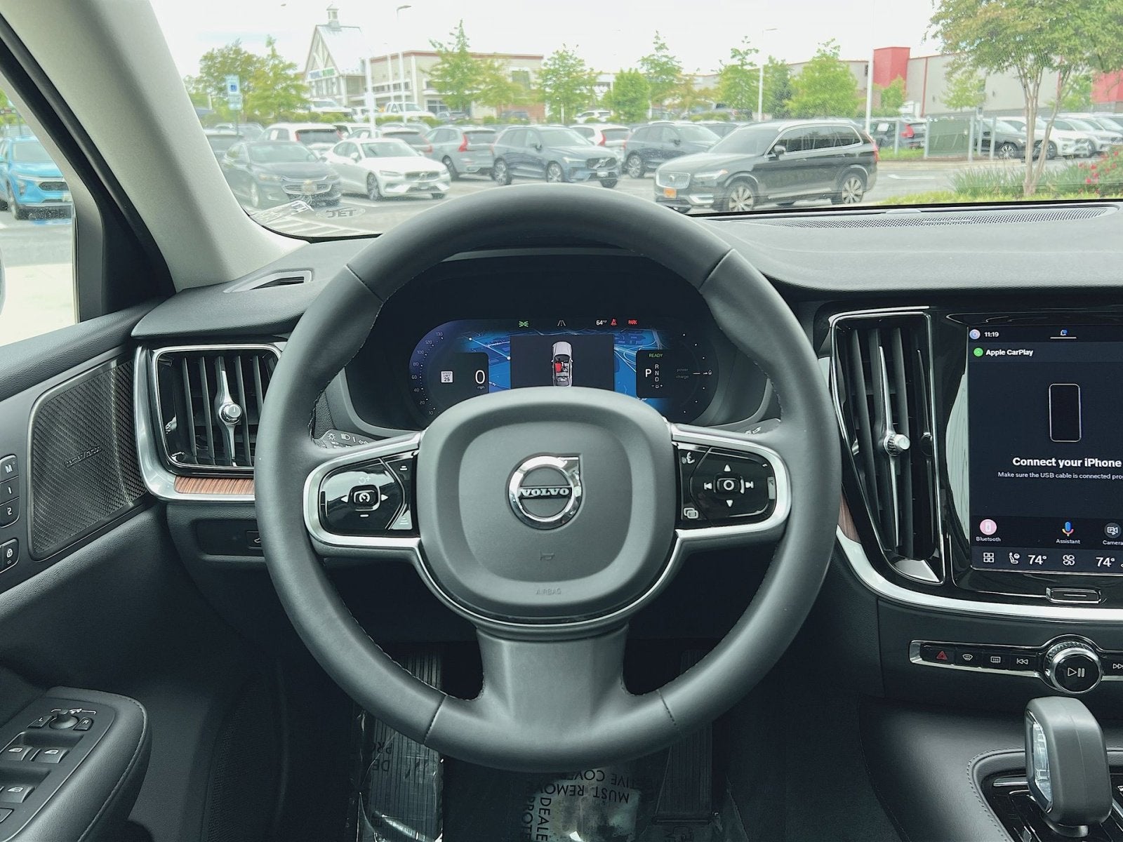 2024 Volvo S60 Recharge Plug-In Hybrid T8 Plus Dark Theme