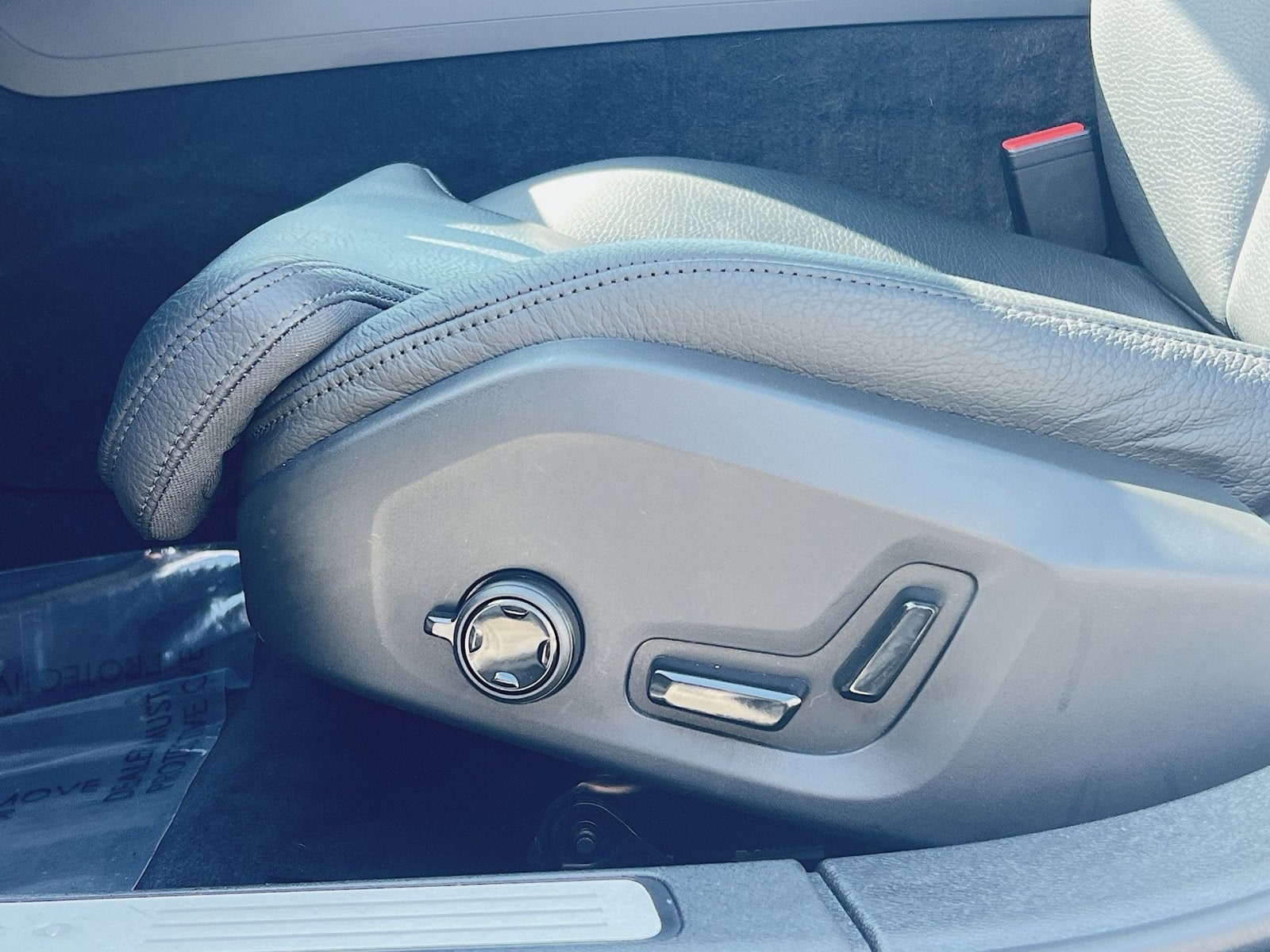 2023 Volvo S60 Ultimate