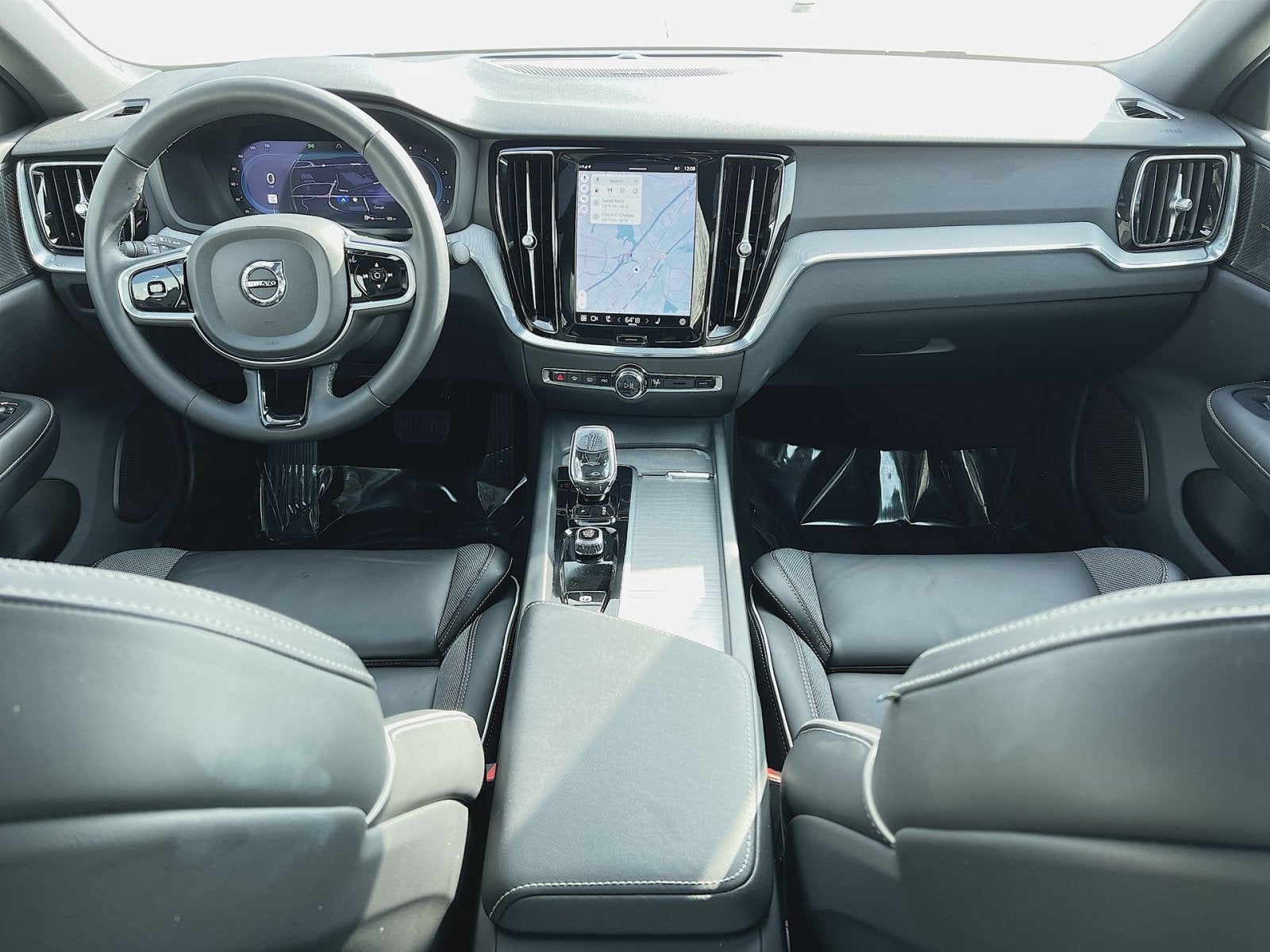 2024 Volvo S60 B5 Plus Black Edition