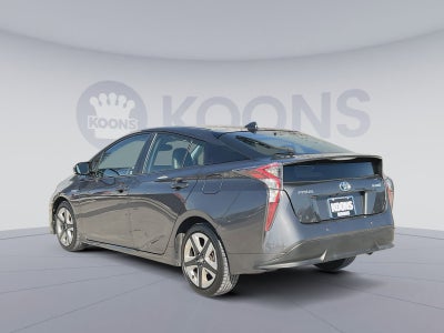 2017 Toyota Prius Four Touring