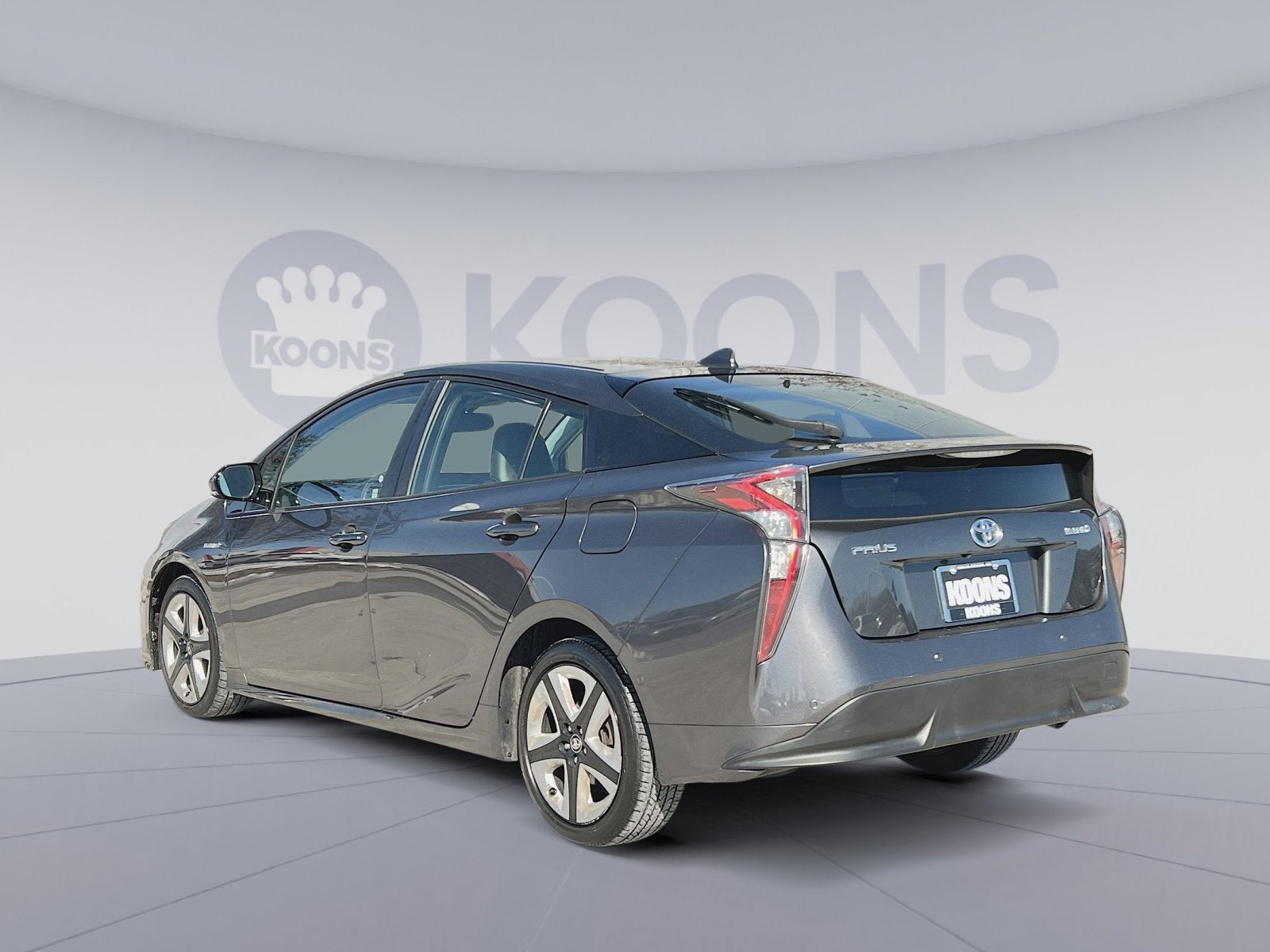 2017 Toyota Prius Four Touring