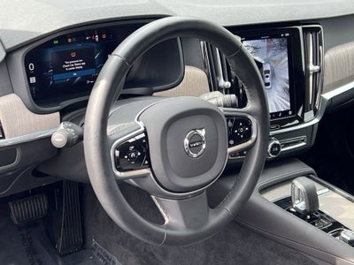 2025 Volvo S90 B6 Plus