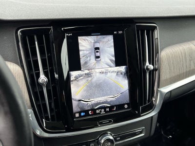 2025 Volvo S90 B6 Plus