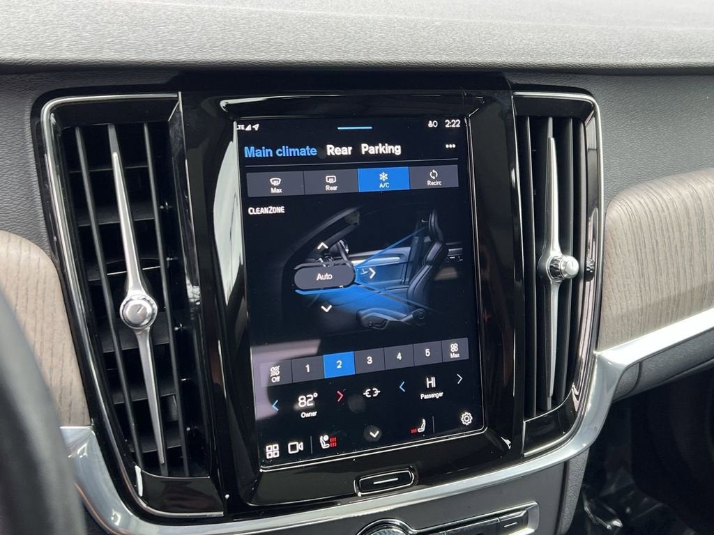 2025 Volvo S90 B6 Plus