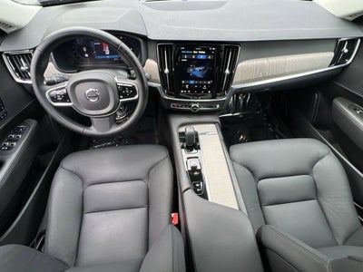 2025 Volvo S90 B6 Plus