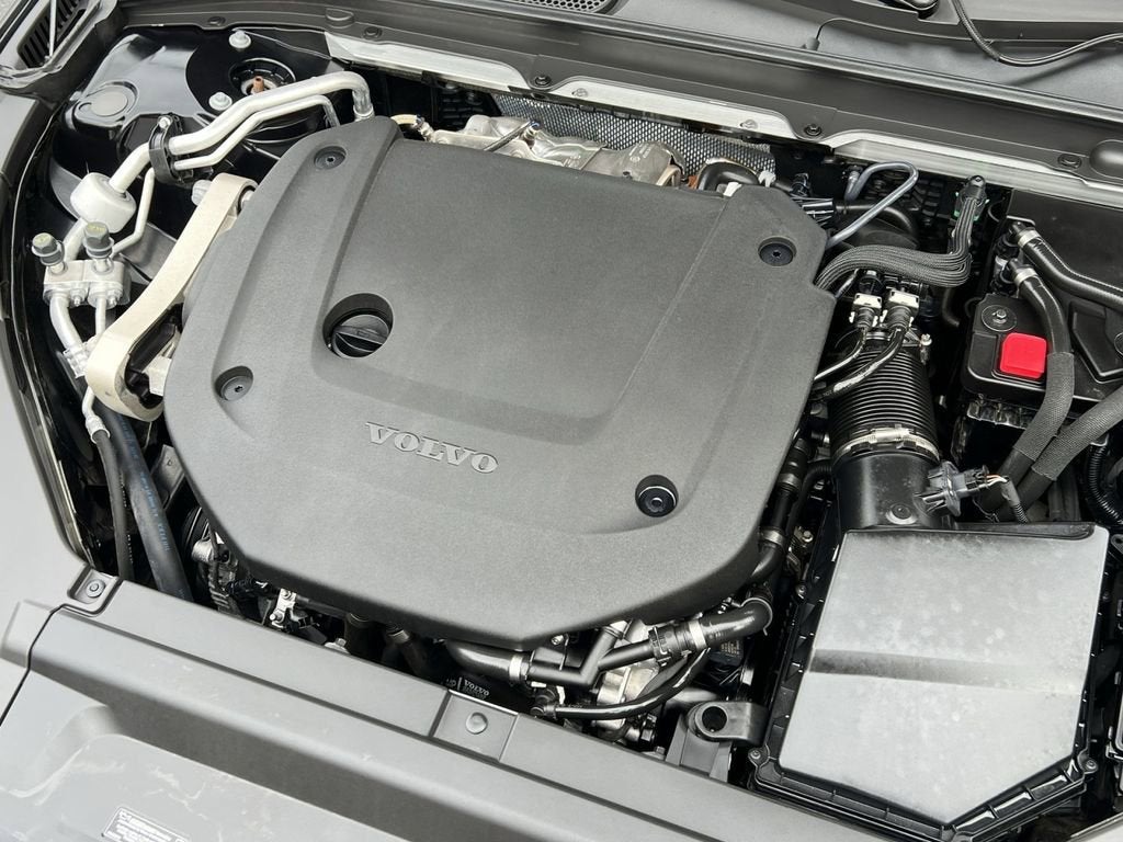 2025 Volvo S90 B6 Plus