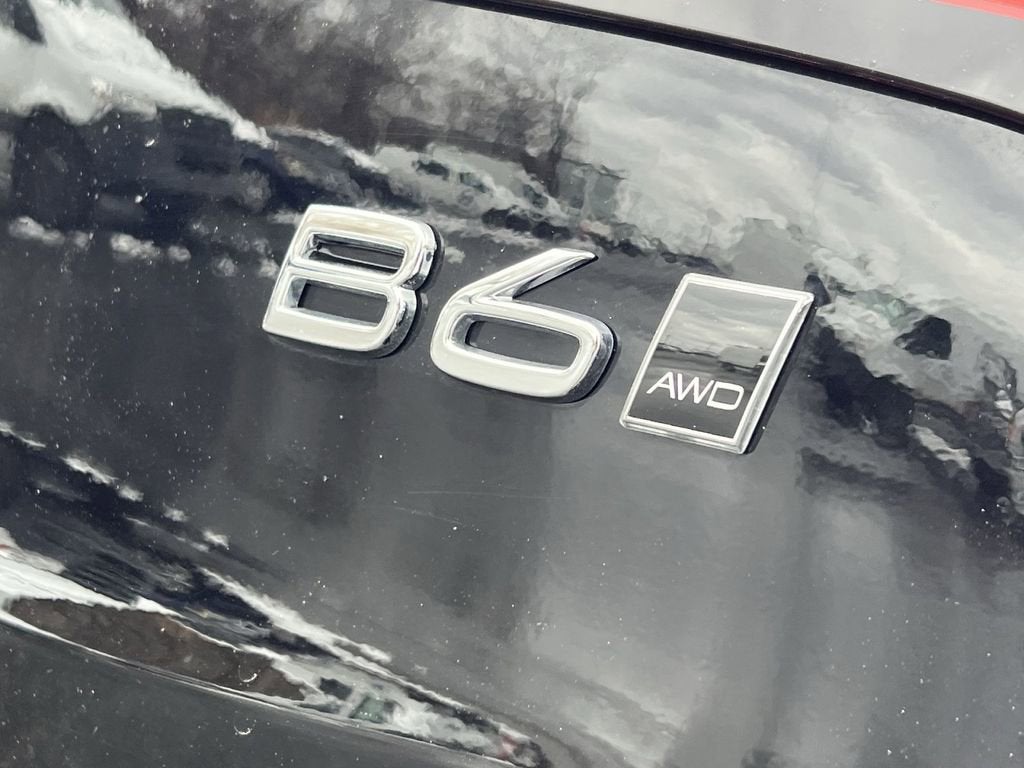2025 Volvo S90 B6 Plus