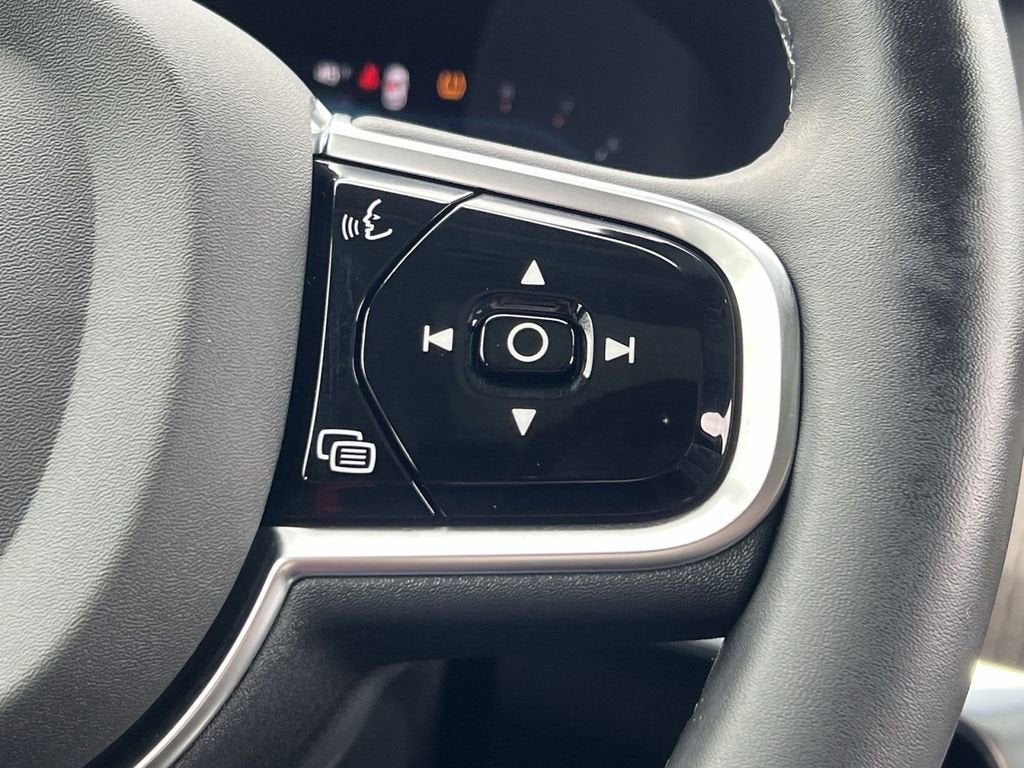 2025 Volvo S90 B6 Plus