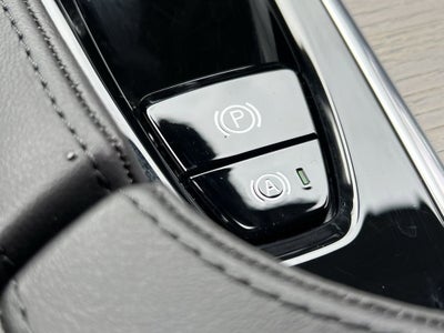 2025 Volvo S90 B6 Plus