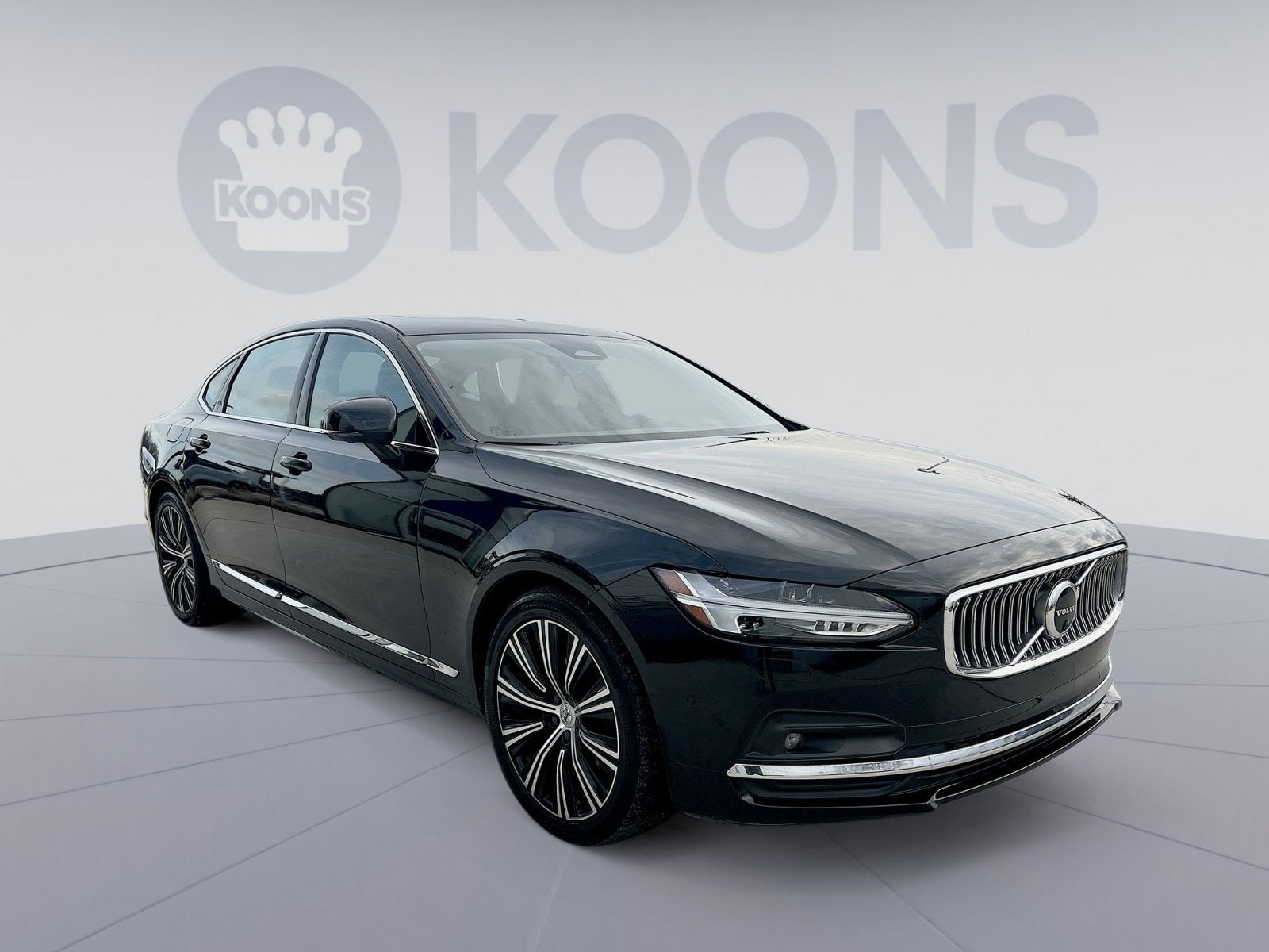 2023 Volvo S90 B6 Plus