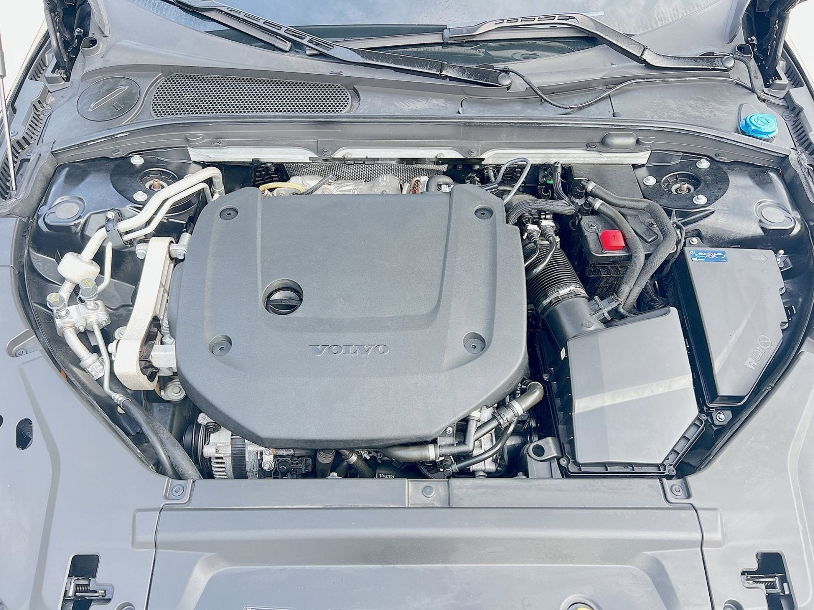 2023 Volvo S90 B6 Plus